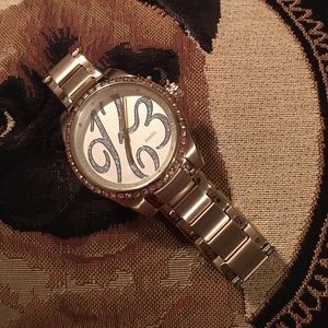 It’s time NOW in a cool Fossil watch!